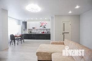 Студия квартира, посуточно, 43м2, 12/19 этаж