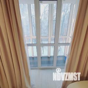 Студия квартира, посуточно, 33м2, 3/5 этаж