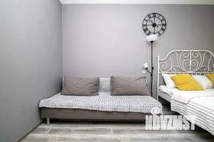 1-к квартира, посуточно, 46м2, 7/10 этаж