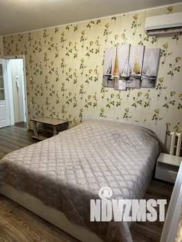 1-к квартира, посуточно, 37м2, 8/10 этаж