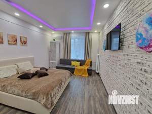 1-к квартира, посуточно, 42м2, 4/4 этаж