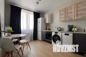 1-к квартира, посуточно, 39м2, 6/17 этаж
