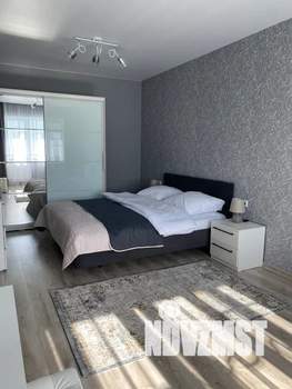 1-к квартира, посуточно, 41м2, 7/10 этаж