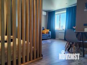 Студия квартира, посуточно, 36м2, 13/14 этаж