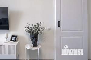 1-к квартира, посуточно, 34м2, 7/9 этаж