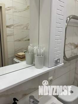 1-к квартира, посуточно, 40м2, 2/25 этаж