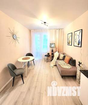 1-к квартира, посуточно, 38м2, 10/18 этаж