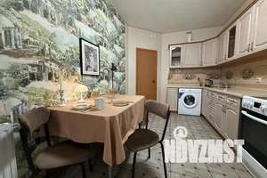 1-к квартира, посуточно, 37м2, 10/25 этаж