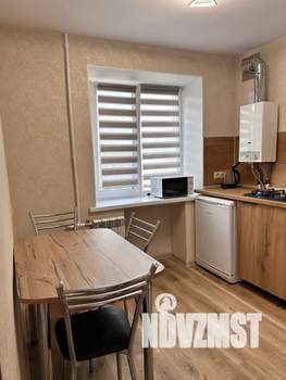 1-к квартира, посуточно, 32м2, 4/5 этаж