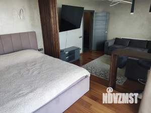 Студия квартира, посуточно, 32м2, 19/25 этаж