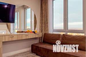 1-к квартира, посуточно, 37м2, 10/12 этаж