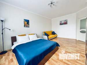 1-к квартира, посуточно, 50м2, 5/17 этаж