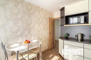 2-к квартира, посуточно, 57м2, 9/23 этаж