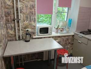 2-к квартира, посуточно, 40м2, 1/2 этаж