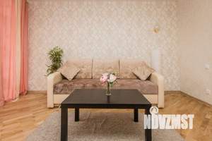 1-к квартира, посуточно, 50м2, 1/1 этаж