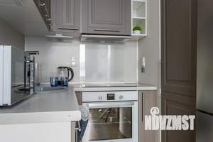 1-к квартира, посуточно, 43м2, 7/19 этаж