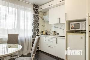 1-к квартира, посуточно, 36м2, 1/1 этаж