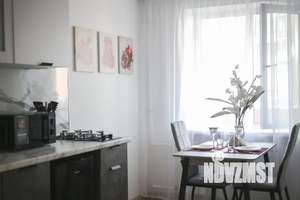 1-к квартира, посуточно, 42м2, 9/12 этаж