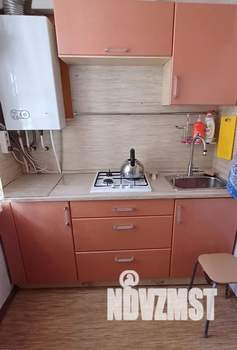 2-к квартира, посуточно, 40м2, 1/3 этаж