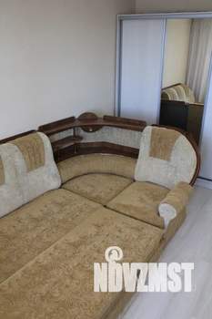 1-к квартира, посуточно, 35м2, 13/23 этаж