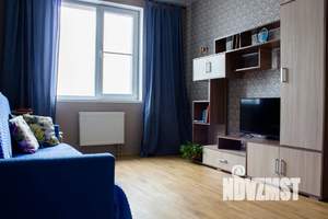 1-к квартира, посуточно, 38м2, 17/24 этаж