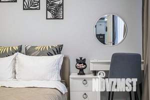 1-к квартира, посуточно, 38м2, 1/18 этаж
