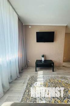 1-к квартира, посуточно, 34м2, 3/6 этаж