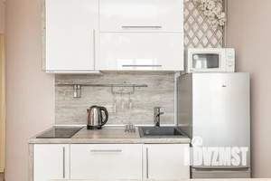 1-к квартира, посуточно, 40м2, 7/8 этаж