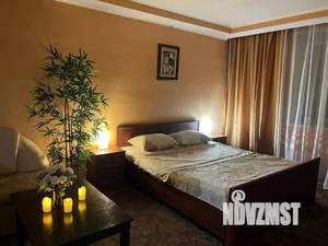 1-к квартира, посуточно, 38м2, 6/9 этаж