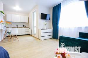 Студия квартира, посуточно, 30м2, 11/18 этаж