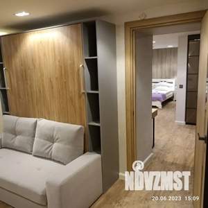 2-к квартира, посуточно, 80м2, -1/2 этаж