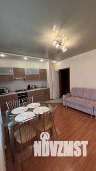 1-к квартира, посуточно, 55м2, 1/1 этаж