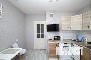 1-к квартира, посуточно, 46м2, 8/17 этаж