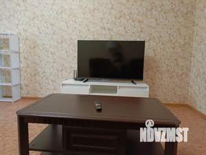 1-к квартира, посуточно, 42м2, 8/10 этаж