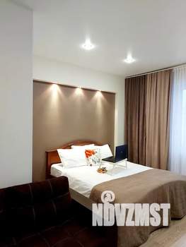 1-к квартира, посуточно, 42м2, 4/14 этаж