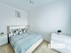 Студия квартира, посуточно, 35м2, 9/25 этаж