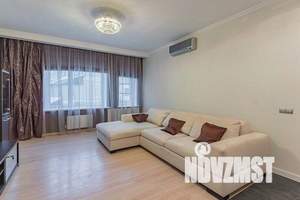 4-к квартира, посуточно, 132м2, 2/7 этаж