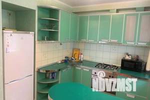 1-к квартира, посуточно, 33м2, 3/5 этаж