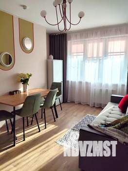 1-к квартира, посуточно, 42м2, 4/10 этаж