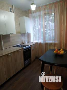 2-к квартира, посуточно, 40м2, 1/9 этаж