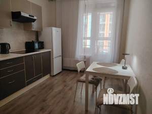 1-к квартира, посуточно, 38м2, 8/18 этаж