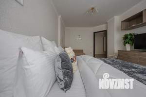 1-к квартира, посуточно, 39м2, 15/18 этаж