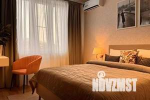 1-к квартира, посуточно, 42м2, 2/25 этаж