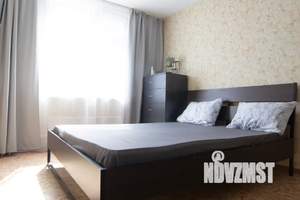 1-к квартира, посуточно, 45м2, 1/11 этаж