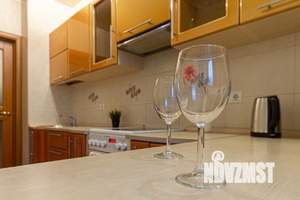 1-к квартира, посуточно, 58м2, 1/1 этаж