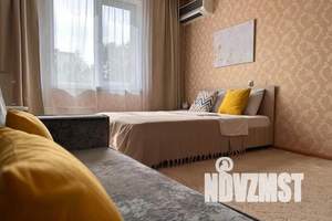 1-к квартира, посуточно, 40м2, 3/10 этаж