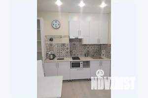 2-к квартира, посуточно, 40м2, 8/17 этаж