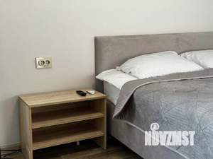 1-к квартира, посуточно, 37м2, 1/1 этаж