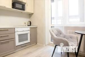 1-к квартира, посуточно, 38м2, 8/25 этаж