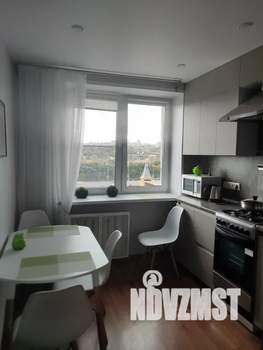 2-к квартира, посуточно, 45м2, 9/9 этаж